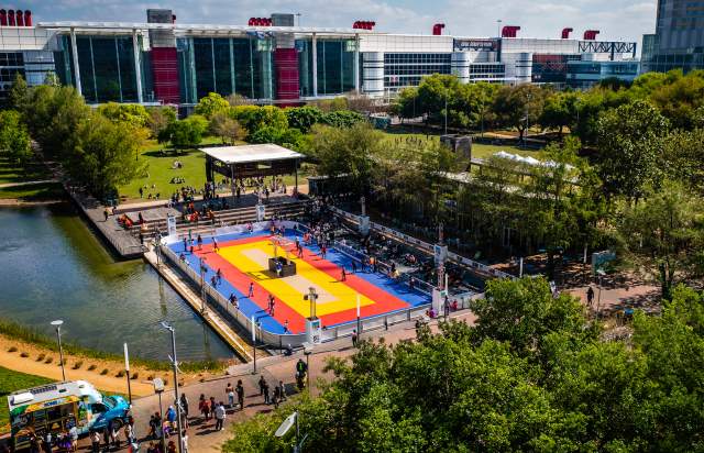 Discovery Green
